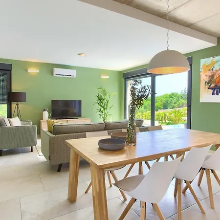 Silente ヴィラ Salatić