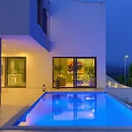 Silente Villa