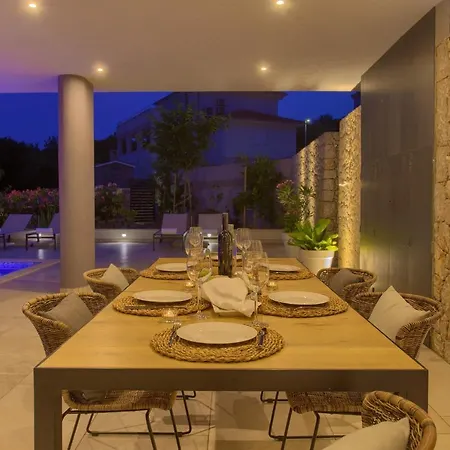 Silente Villa *